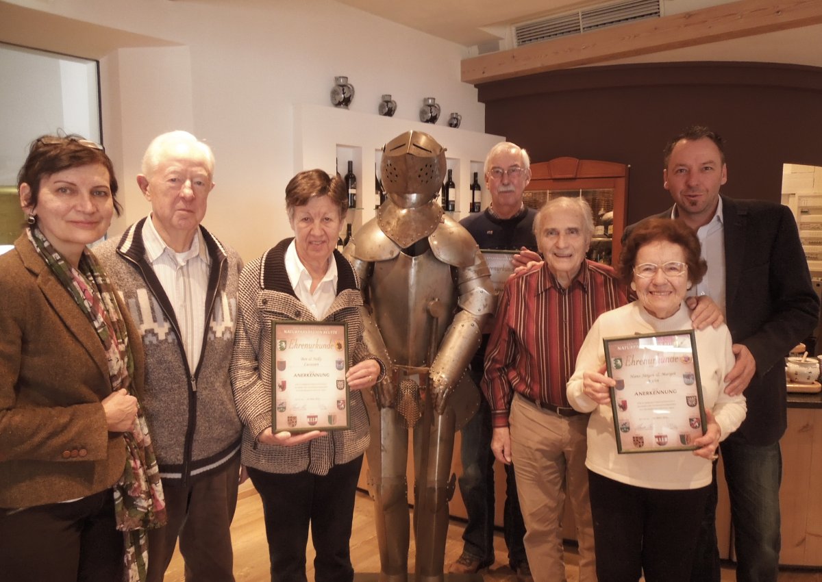 gaesteehrungkuehnemdelucassen.jpg gaesteehrungkuehnemdelucassen.jpg