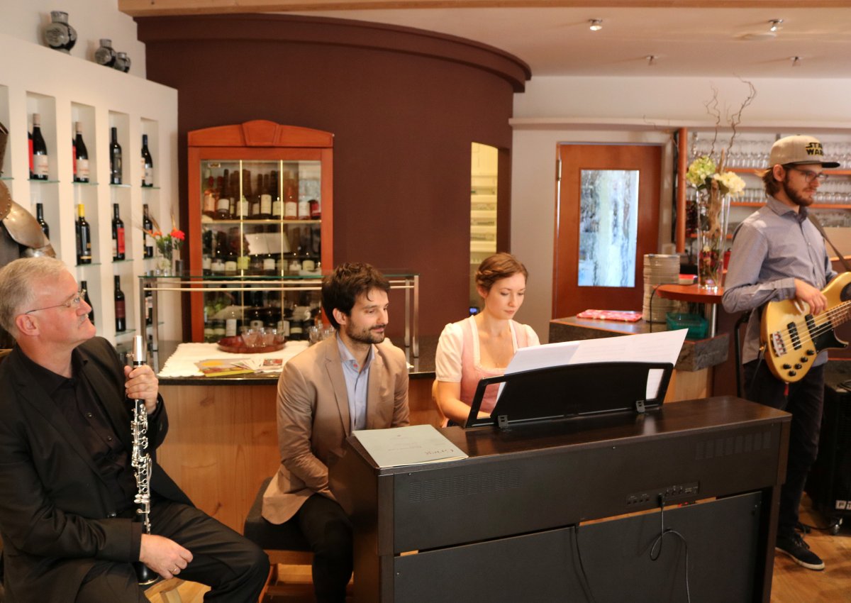 img_8714.jpg img_8714.jpg