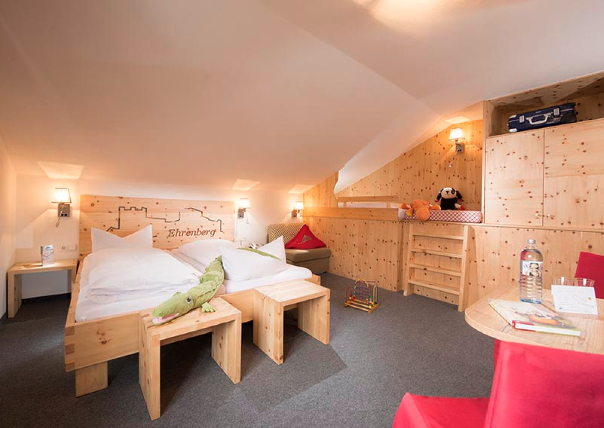 Dreibettzimmer